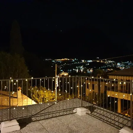 Voi Da Noi Intero Con Parcheggio Privato Apartmán
